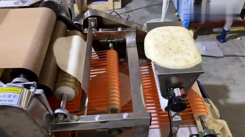 科技發展迅速,連燒餅都用機械生產,以后很難吃到手工食品了